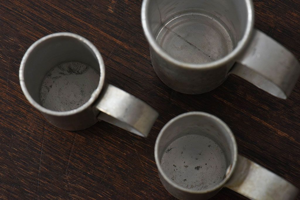 アンティーク雑貨　ビンテージ　ハンガリー製　アルミ製計量コップ(計量カップ)3個セット