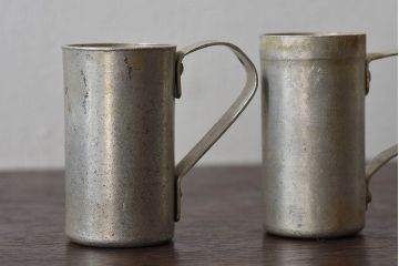 アンティーク雑貨　ビンテージ　ハンガリー製　アルミ製計量コップ(計量カップ)3個セット