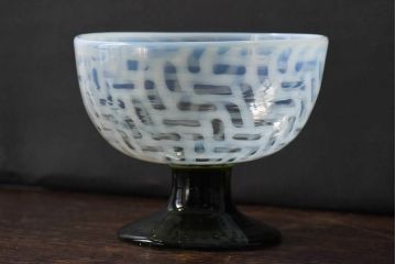 アンティーク雑貨　大正昭和期　籠目文　乳白ぼかしがお洒落な氷コップ(1)