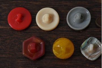 アンティーク雑貨　ビンテージ　チェコガラスボタン11個セット(3)
