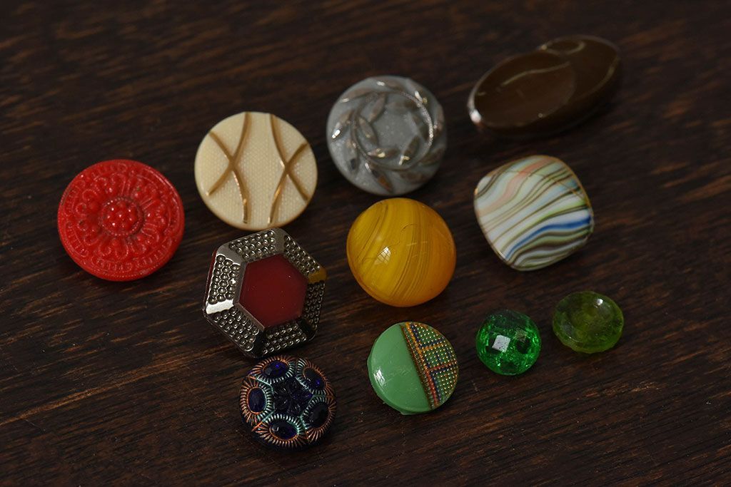 アンティーク雑貨　ビンテージ　チェコガラスボタン11個セット(3)