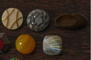 アンティーク雑貨　ビンテージ　チェコガラスボタン11個セット(3)