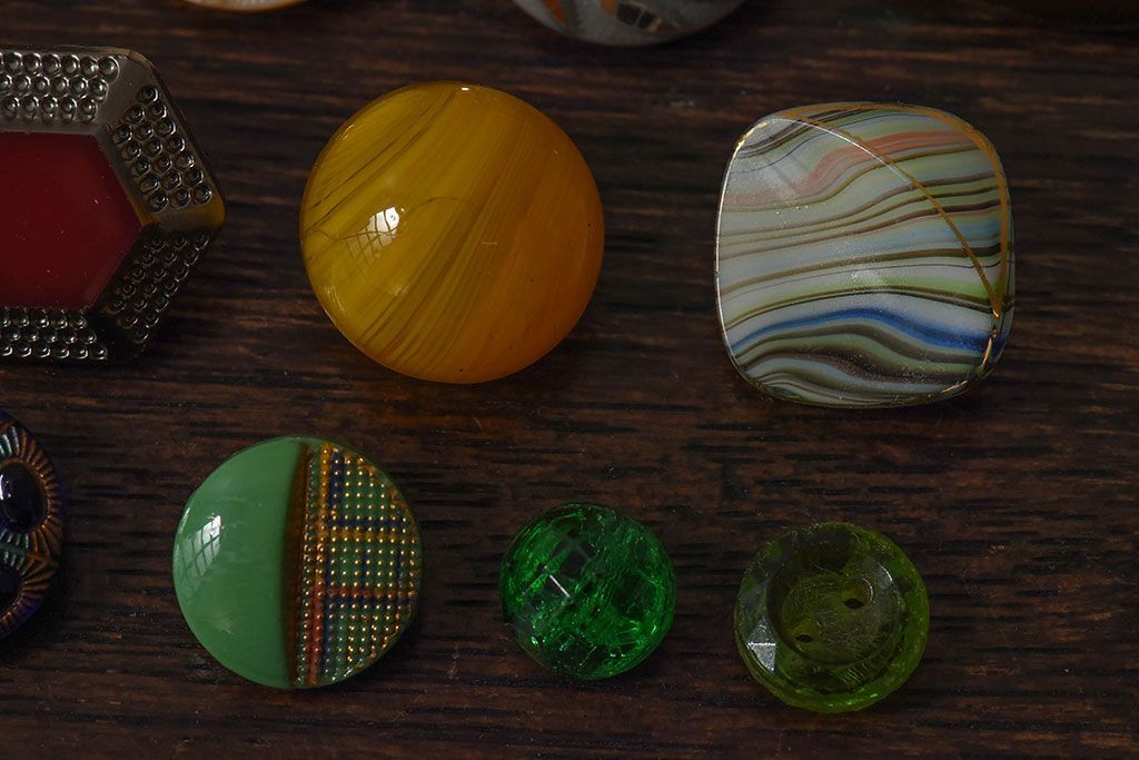 アンティーク雑貨　ビンテージ　チェコガラスボタン11個セット(3)