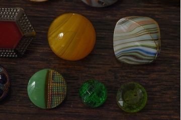 アンティーク雑貨　ビンテージ　チェコガラスボタン11個セット(3)