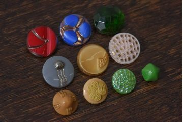 アンティーク雑貨　ビンテージ　チェコガラスボタン10個セット(1)