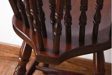 中古　ビンテージ　秋田木工　背もたれがお洒落なスティックバックチェア(椅子)(1)