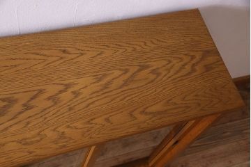 レトロ家具 昭和レトロ 四枚のガラス引き戸が印象的な収納棚(サイドボード、飾り棚)