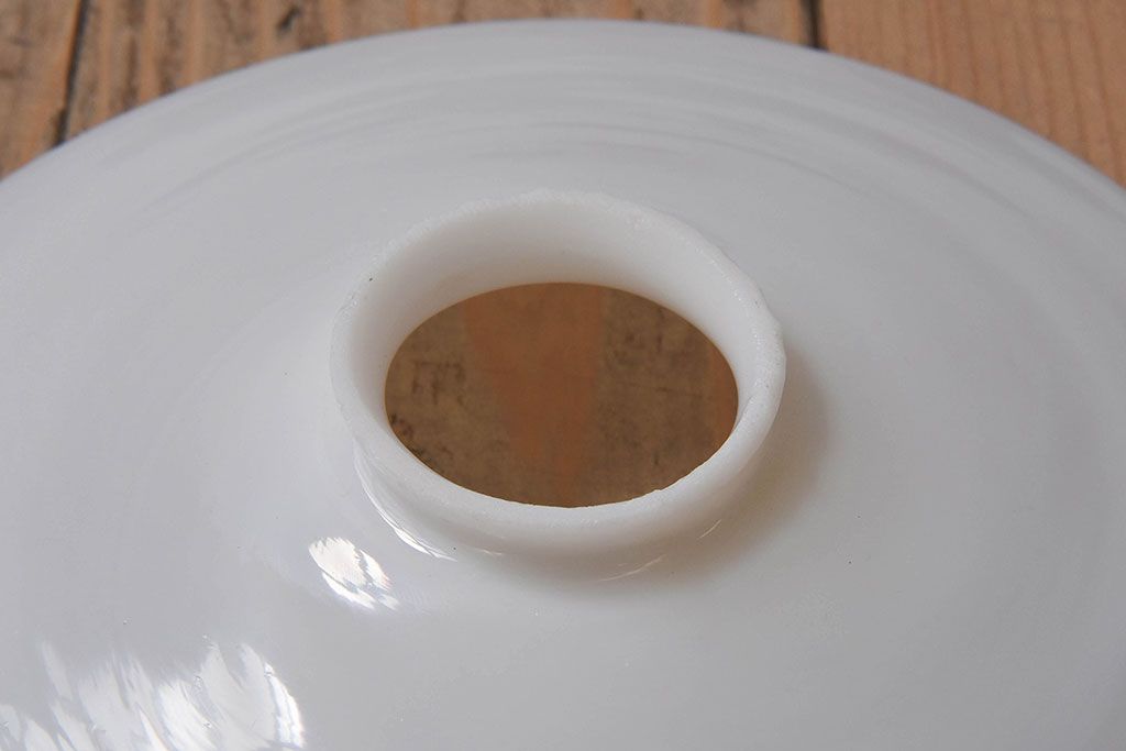 昭和レトロ　温かみのある平笠のシェード(電笠)(1)