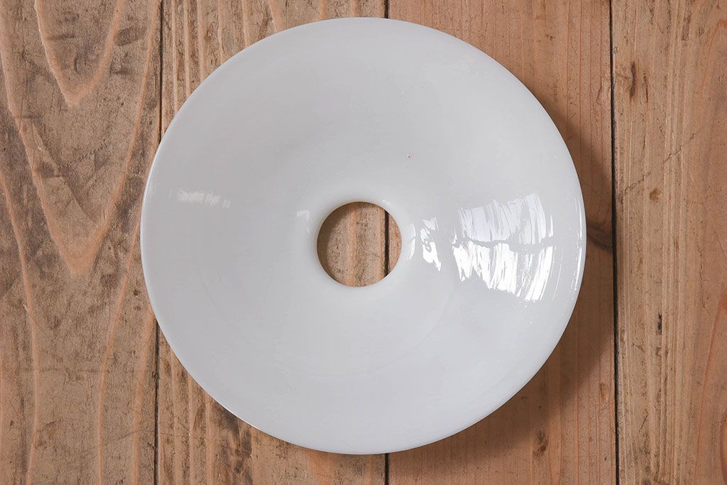 昭和レトロ　温かみのある平笠のシェード(電笠)(1)