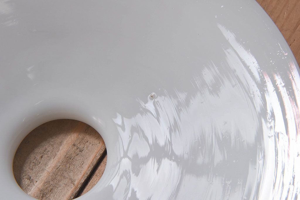 昭和レトロ　温かみのある平笠のシェード(電笠)(1)