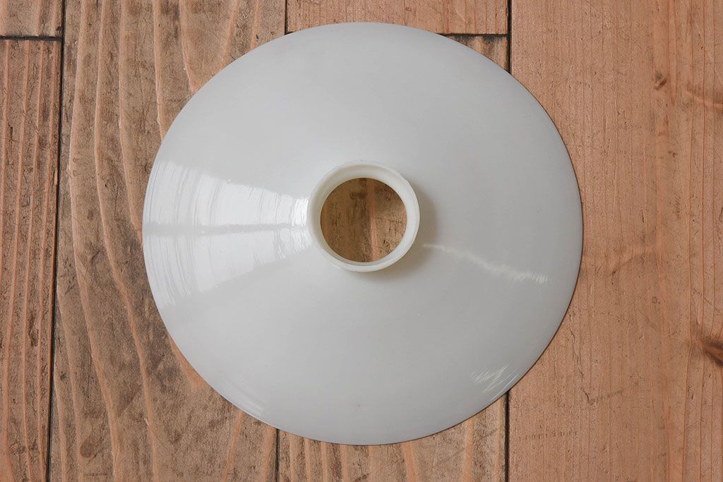 昭和レトロ　温かみのある平笠のシェード(電笠)(2)