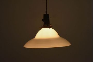 昭和レトロ　温かみのある平笠のシェード(電笠)(3)