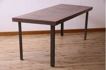 アンティーク家具　和製アンティーク　木挽き板使用　存在感抜群の鉄脚テーブル(作業台)