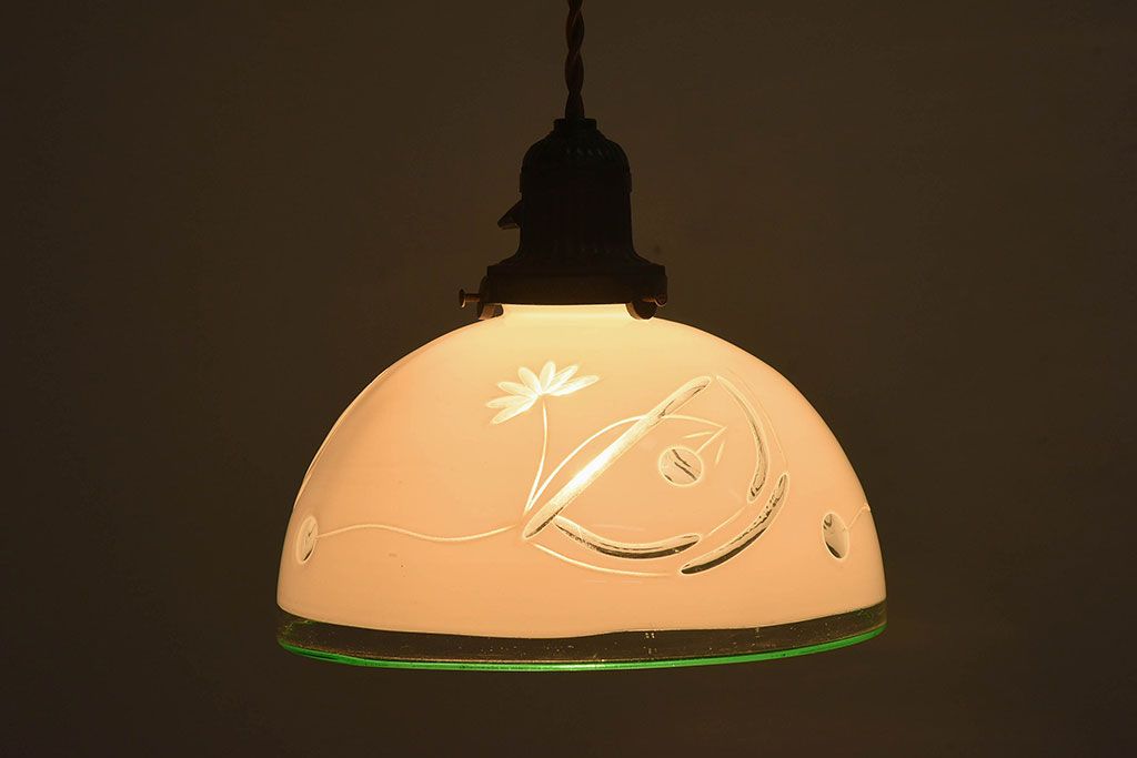 和製アンティーク　美しい切子入りの天井照明(シェード、電笠)