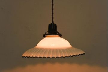 和製アンティーク　青縁フリルシェードの天井照明(花笠、電笠、吊り下げ照明、ペンダントライト)(R-025819)