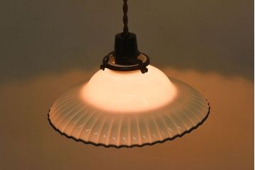 和製アンティーク　青縁フリルシェードの天井照明(花笠、電笠、吊り下げ照明、ペンダントライト)(R-025819)