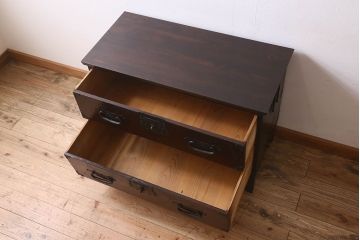 アンティーク家具　明治大正期　鋲が豪華な時代箪笥ローボード(ローチェスト、引き出し)(1)