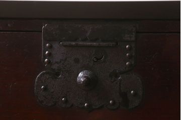 アンティーク家具　明治大正期　鋲が豪華な時代箪笥ローボード(ローチェスト、引き出し)(1)