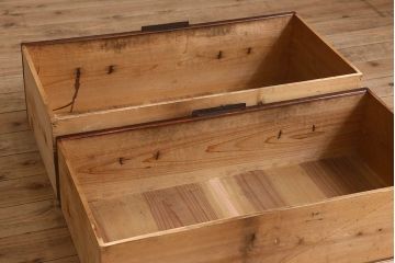 アンティーク家具　明治大正期　鋲が豪華な時代箪笥ローボード(ローチェスト、引き出し)(2)