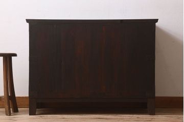 アンティーク家具　明治大正期　鋲が豪華な時代箪笥ローボード(ローチェスト、引き出し)(2)