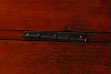 アンティーク家具　和製アンティーク　脚付き!観音開き時代箪笥ローボード(ローチェスト、引き出し、リビングボード)