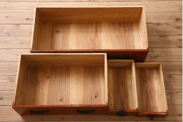 アンティーク家具　和製アンティーク　脚付き!観音開き時代箪笥ローボード(ローチェスト、引き出し、リビングボード)