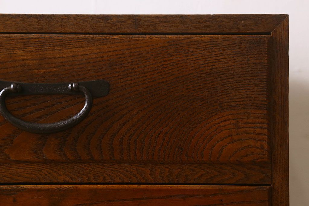 アンティーク家具　和製アンティーク　前面栗材　引き出し12杯付きのチェスト(引き出し、衣装箪笥)