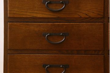 アンティーク家具　和製アンティーク　前面栗材　引き出し12杯付きのチェスト(引き出し、衣装箪笥)