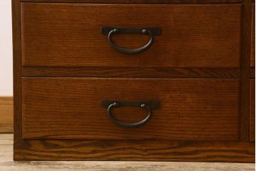 アンティーク家具　和製アンティーク　前面栗材　引き出し12杯付きのチェスト(引き出し、衣装箪笥)