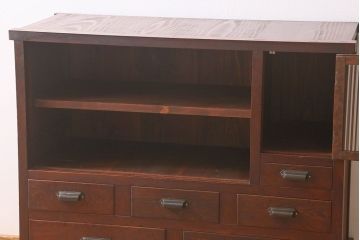 アンティーク家具　和製アンティーク　前面ケヤキ材　モールガラス入りの収納棚(食器棚、本箱、ブックケース)