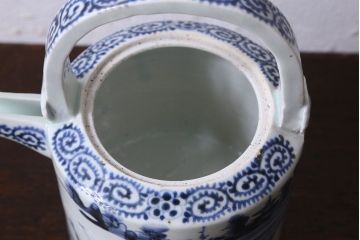 江戸中期　古伊万里　蛸唐草染付銚子(急須、水注)