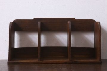 アンティーク雑貨　昭和レトロ　古い木のシンプルな本立て(ブックスタンド)