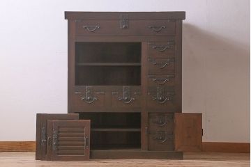 アンティーク家具　明治期!重厚感漂うヒノキ材製の関西帳場箪笥(収納棚・キャビネット)