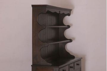 ビンテージ　神戸家具　ナラ材の気品あふれるカップボード(食器棚・収納棚)