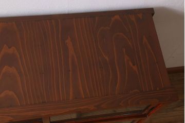 アンティーク家具　大正〜昭和期　ヒノキ材　モールガラス入り　脚付きの食器棚(キャビネット・本箱・ブックケース)