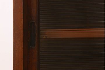 アンティーク家具　大正〜昭和期　ヒノキ材　モールガラス入り　脚付きの食器棚(キャビネット・本箱・ブックケース)