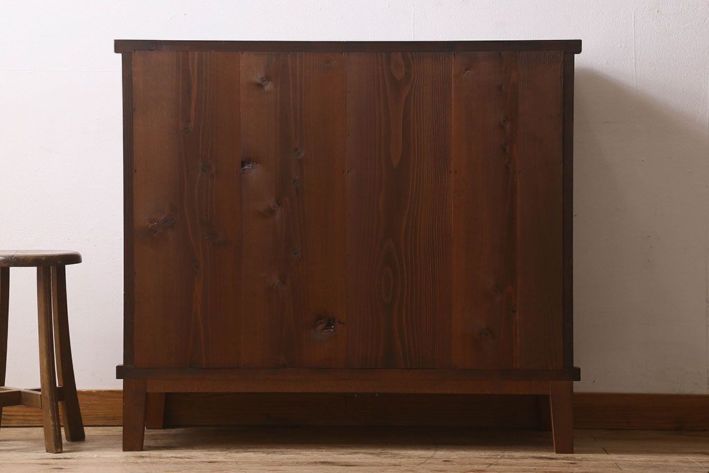 アンティーク家具　大正〜昭和期　ヒノキ材　モールガラス入り　脚付きの食器棚(キャビネット・本箱・ブックケース)