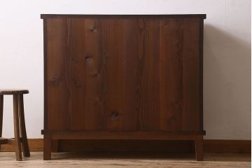 アンティーク家具　大正〜昭和期　ヒノキ材　モールガラス入り　脚付きの食器棚(キャビネット・本箱・ブックケース)