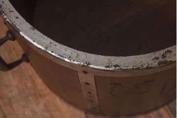 アンティーク雑貨　和モダンな空間に良く合う斗棒付きの一斗枡(一斗マス、鉢カバー)