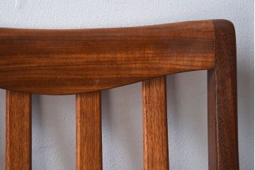 北欧家具　G-PLAN(ジープラン)　チーク材の温もり溢れるビンテージダイニングチェア(椅子)