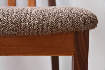 北欧家具　G-PLAN(ジープラン)　チーク材の温もり溢れるビンテージダイニングチェア(椅子)