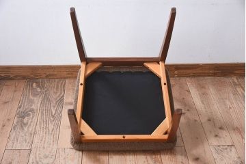 北欧家具　G-PLAN(ジープラン)　チーク材の温もり溢れるビンテージダイニングチェア(椅子)