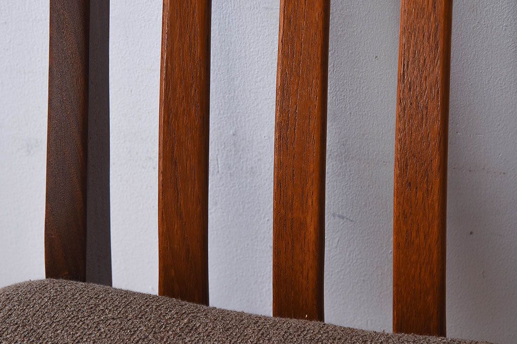 北欧家具　G-PLAN(ジープラン)　チーク材の温もり溢れるビンテージダイニングチェア(椅子)(1)