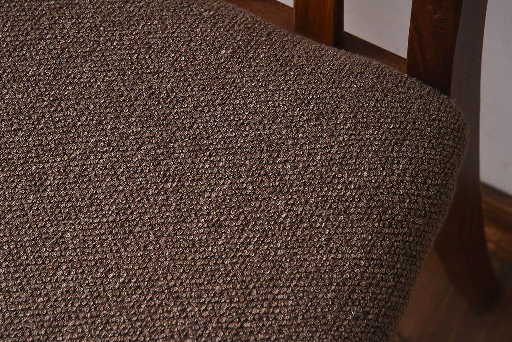 北欧家具　G-PLAN(ジープラン)　チーク材の温もり溢れるビンテージダイニングチェア(椅子)(1)