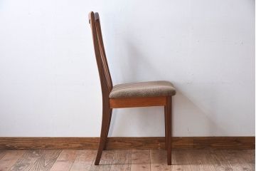 北欧家具　G-PLAN(ジープラン)　チーク材の温もり溢れるビンテージダイニングチェア(椅子)(2)