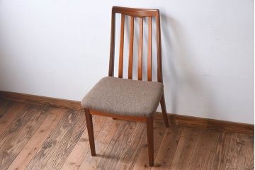 北欧家具　G-PLAN(ジープラン)　チーク材の温もり溢れるビンテージダイニングチェア(椅子)(2)