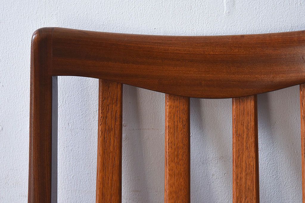 北欧家具　G-PLAN(ジープラン)　チーク材の温もり溢れるビンテージダイニングチェア(椅子)(2)