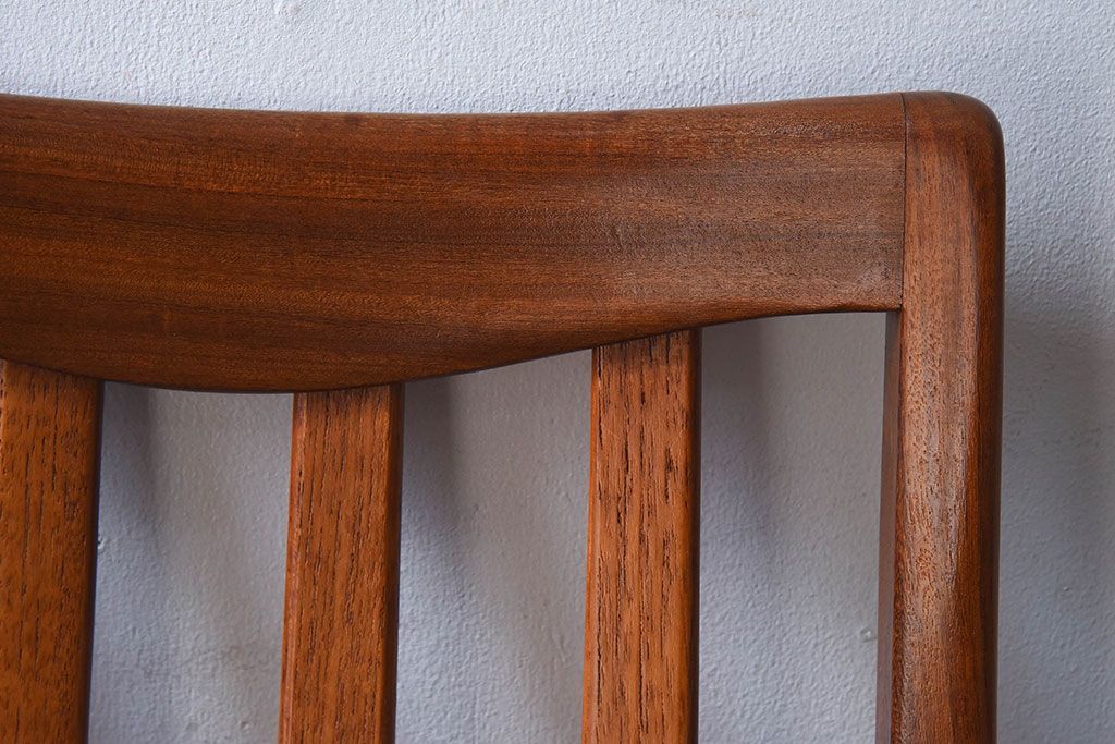 北欧家具　G-PLAN(ジープラン)　チーク材の温もり溢れるビンテージダイニングチェア(椅子)(2)