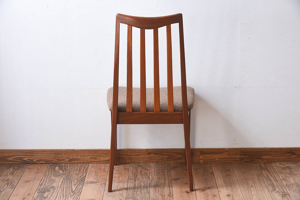 北欧家具　G-PLAN(ジープラン)　チーク材の温もり溢れるビンテージダイニングチェア(椅子)(2)