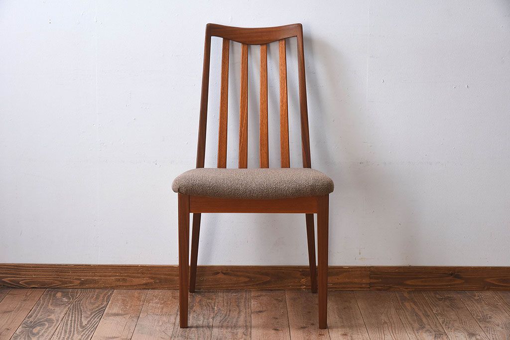 北欧家具　G-PLAN(ジープラン)　チーク材の温もり溢れるビンテージダイニングチェア(椅子)(3)